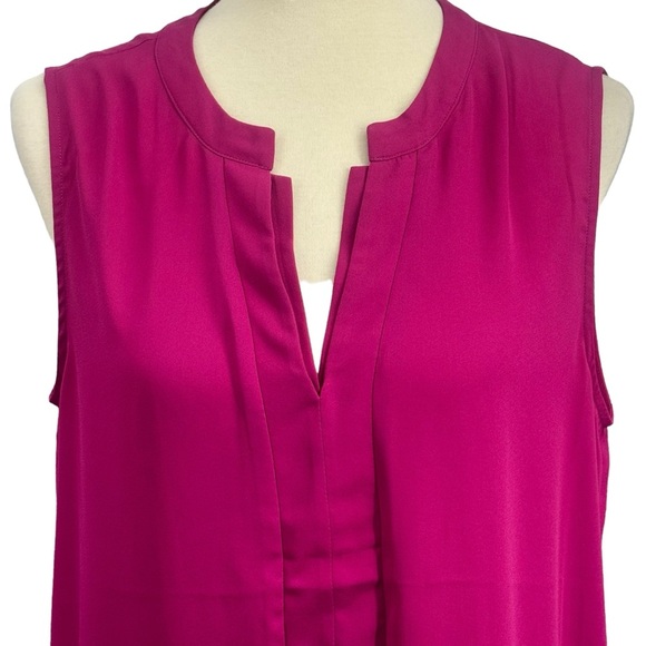 Pink V-Neck Sleeveless Blouse Large - Picture 2 of 6